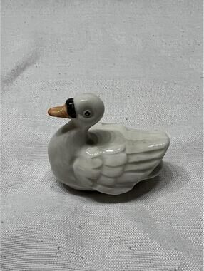 Mini Porcelain Swan Figurine
